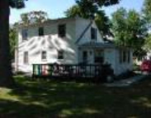 101 Frontenac Street Chicopee, MA 01020 - Photo 2 of 4