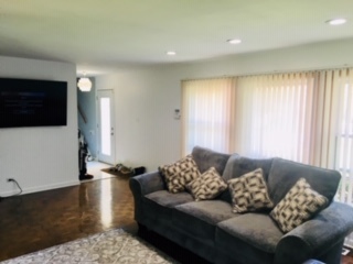 2805 Knollwood Place Hazel Crest, IL 60429 - Photo 3 of 12