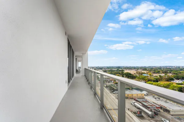$14,200 | 220 Lake Shore Drive, Unit 1006, Lake Park, FL 33403