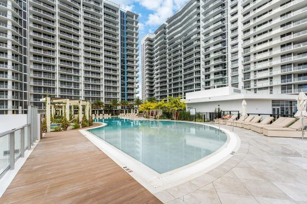 $14,200 | 220 Lake Shore Drive, Unit 1006, Lake Park, FL 33403