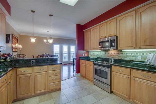 7100 Dale Ridge Road, Unit H1 Lancaster, TN 38569 - Photo 7 of 19 Not only upscale stainless steel appliances, granite countertops and classy cabinets...you can see the lake too!