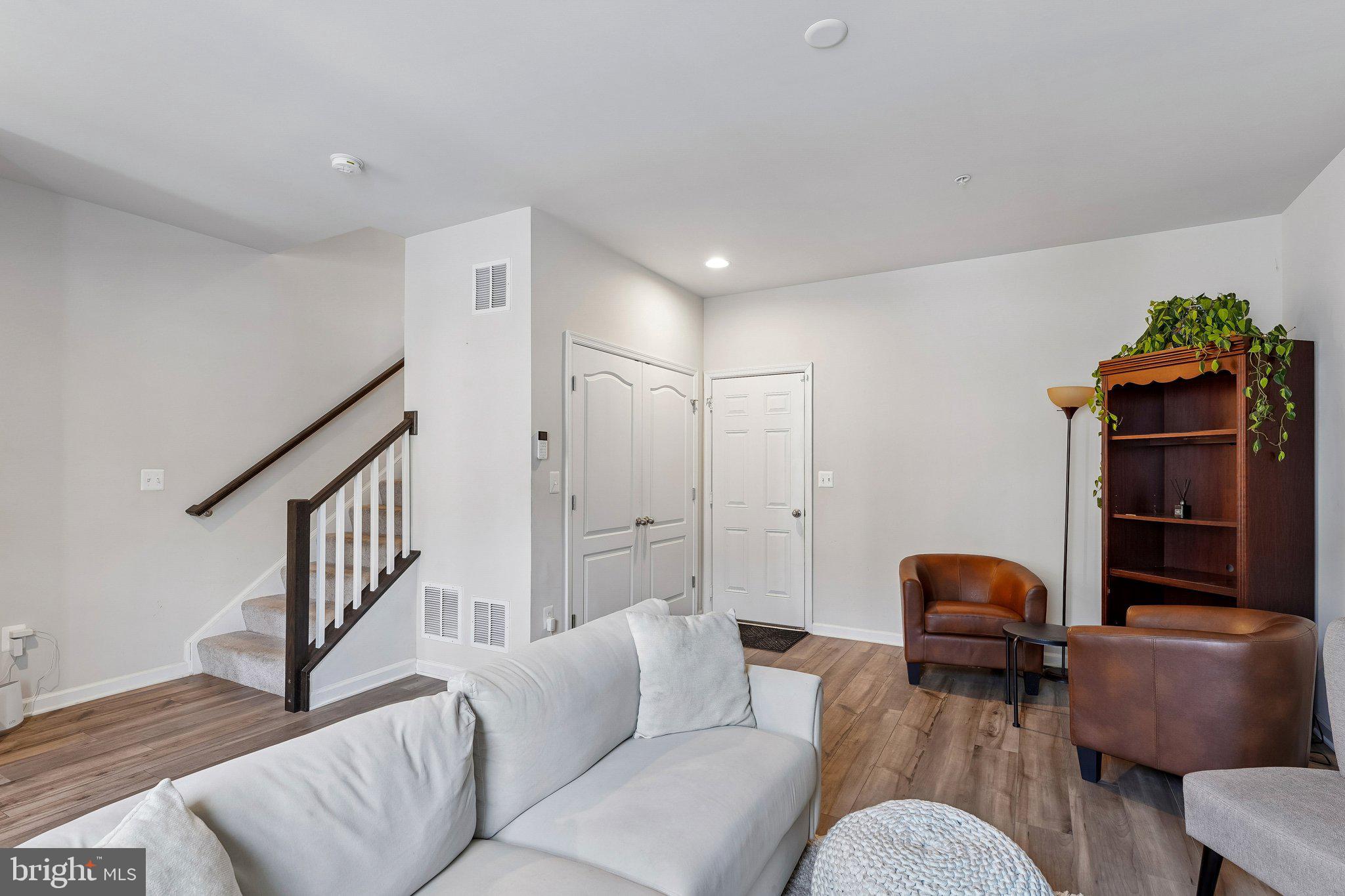 1005 Overlook Way Laurel, MD 20707 - Photo 7 of 25
