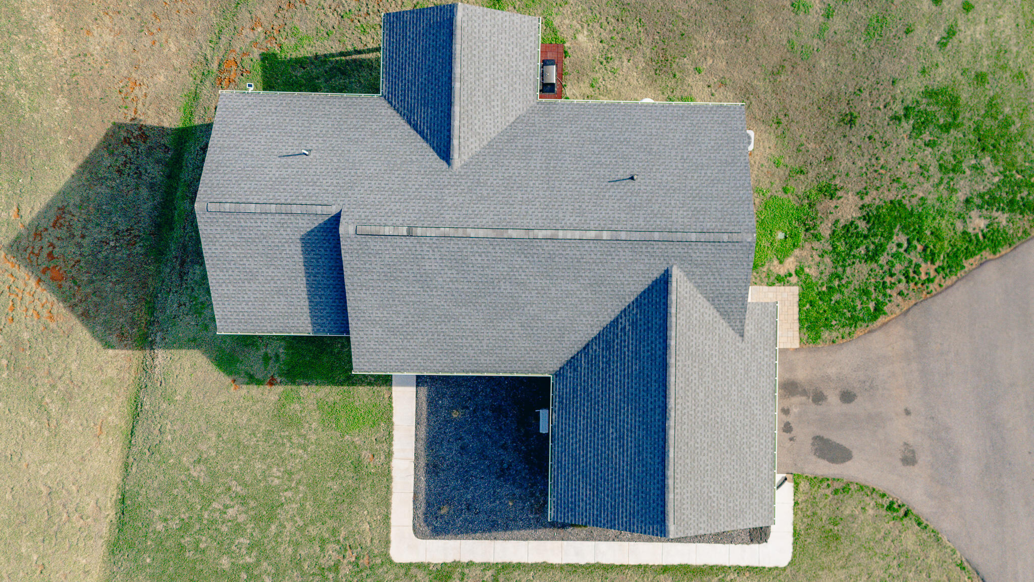 3546 Edwardsville Road Hardy, VA 24101 - Photo 29 of 29 an aerial view of a house with a yard