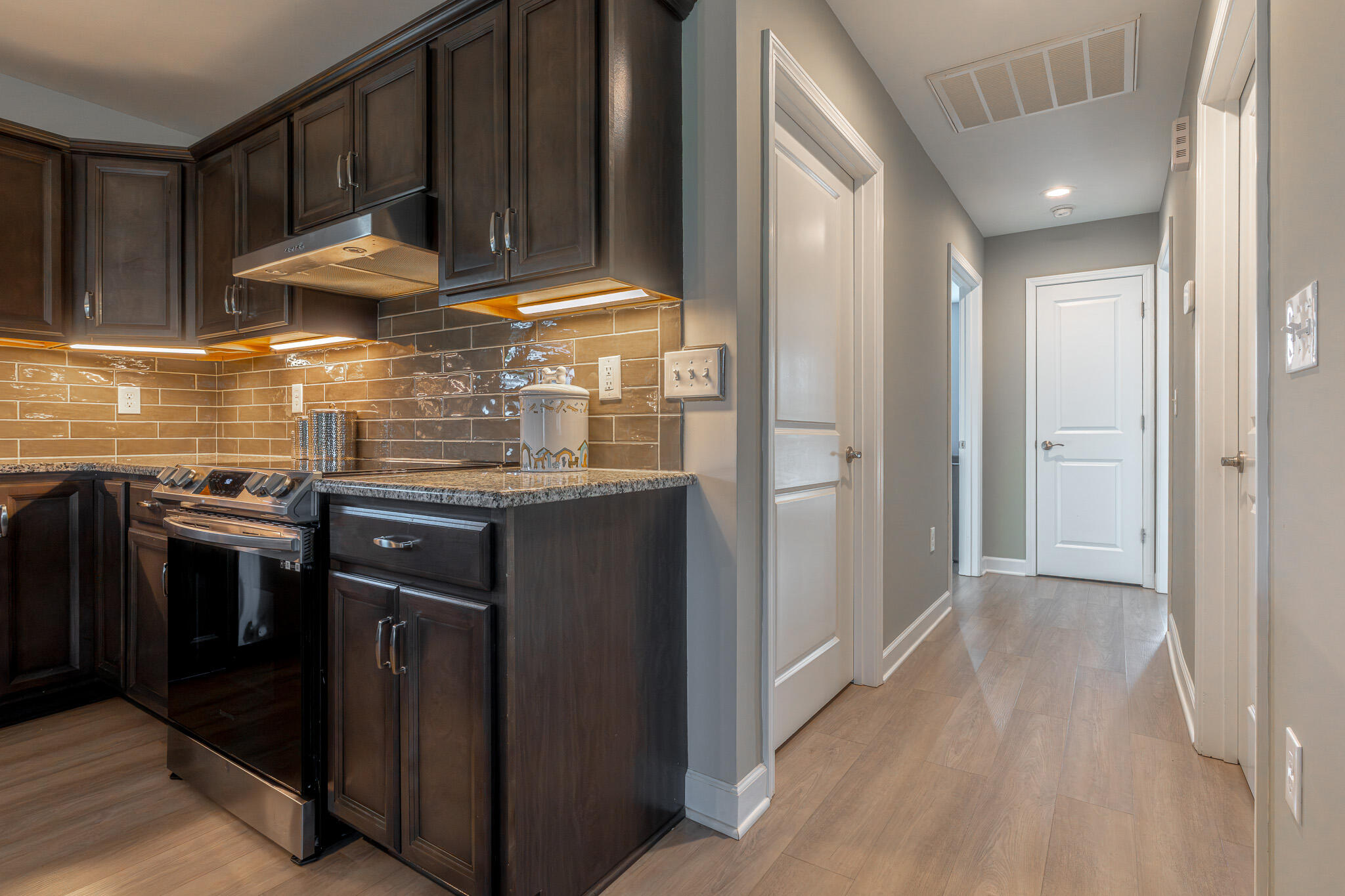 3546 Edwardsville Road Hardy, VA 24101 - Photo 7 of 29 a kitchen with stainless steel appliances granite countertop a stove and a refrigerator