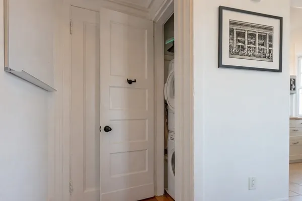 $3,650 | 371 Harvard Street, Unit 4B, Cambridge, MA 02138