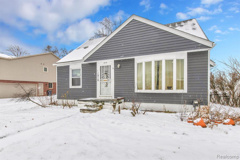 1919 West 14 Mile Road Royal Oak, MI 48073 - Photo 18 of 22