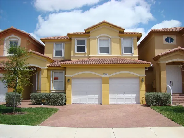 $4,000 | 8651 Northwest 111th Court, Doral, FL 33178