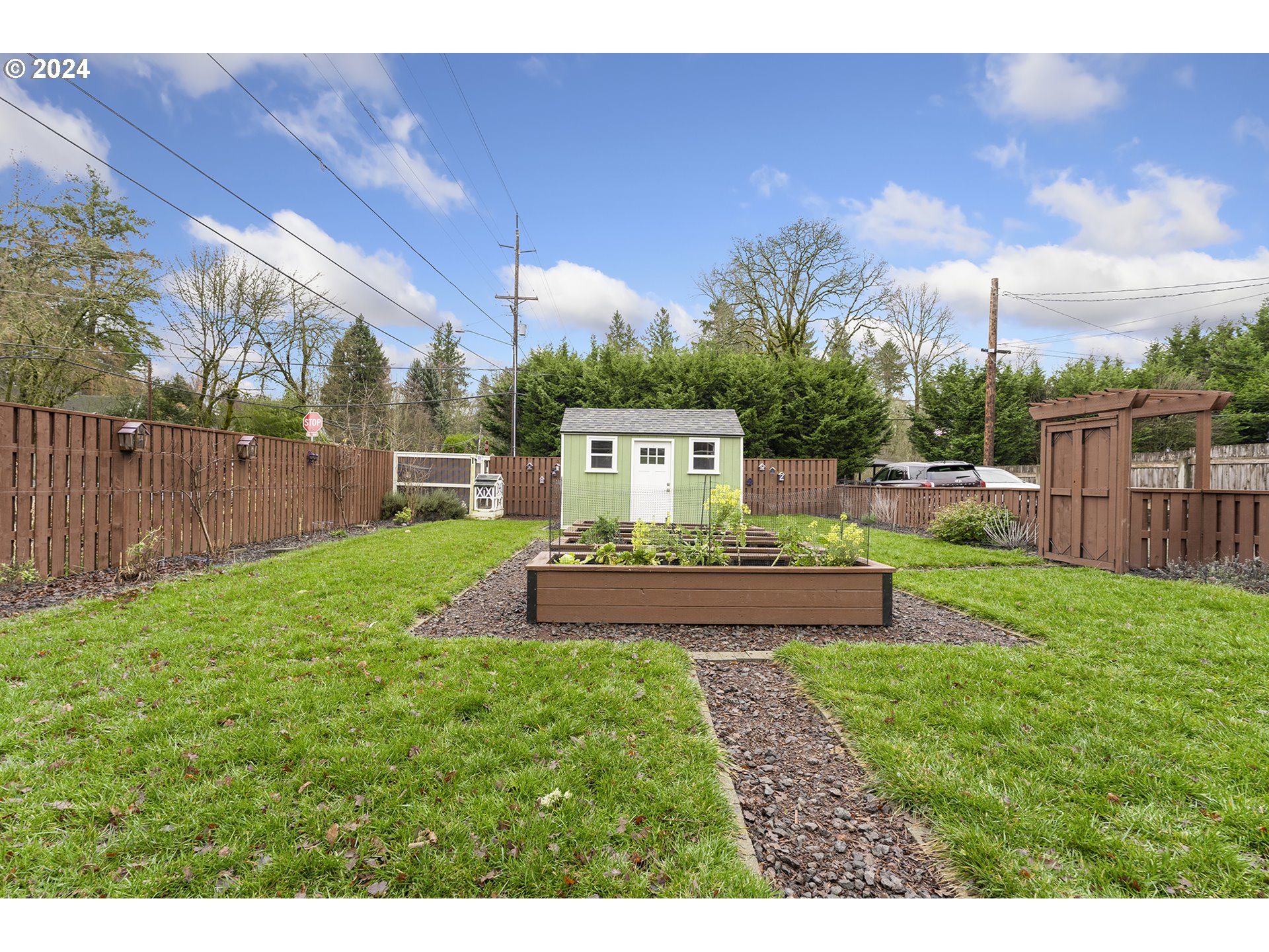8003 Southwest Taylors Ferry Road Portland, OR 97223 - Photo 8 of 44 Gallery Image 8