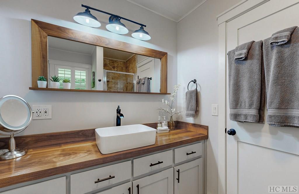 230 Raven Ridge Road Scaly Mountain, NC 28775 - Photo 32 of 42 Gallery Image 32