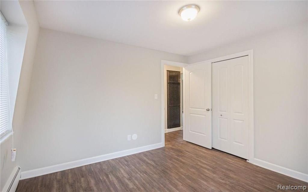 2161 Decker Road, Unit 23 Walled Lake, MI 48390 - Photo 9 of 13