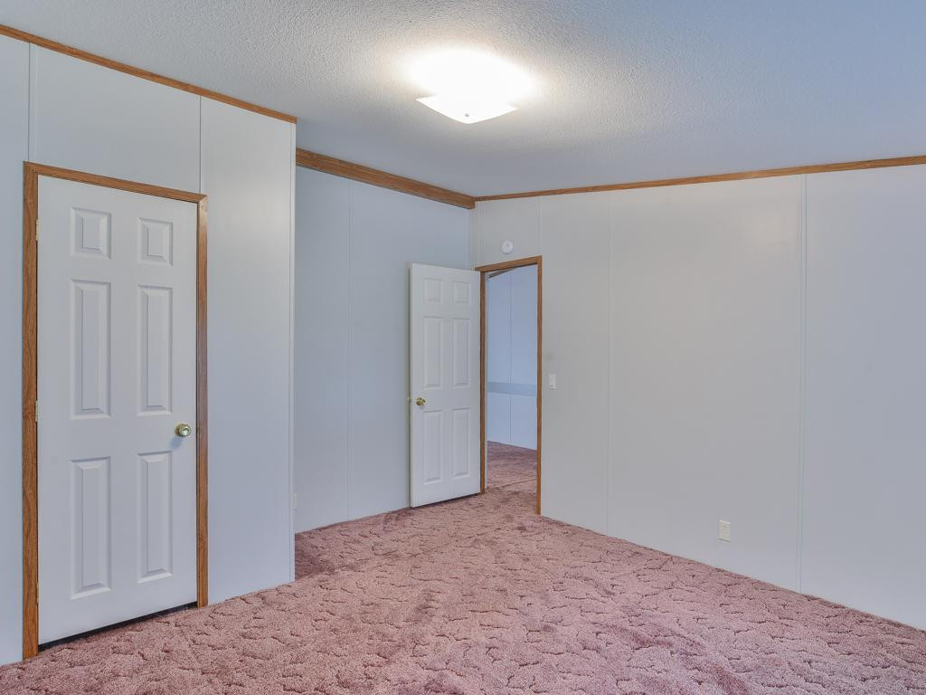 276-288 Rockingham Road Johnson City, TN 37615 - Photo 21 of 36 4th bedroom