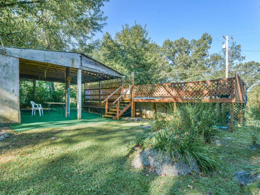 276-288 Rockingham Road Johnson City, TN 37615 - Photo 25 of 36 Outdoor play area