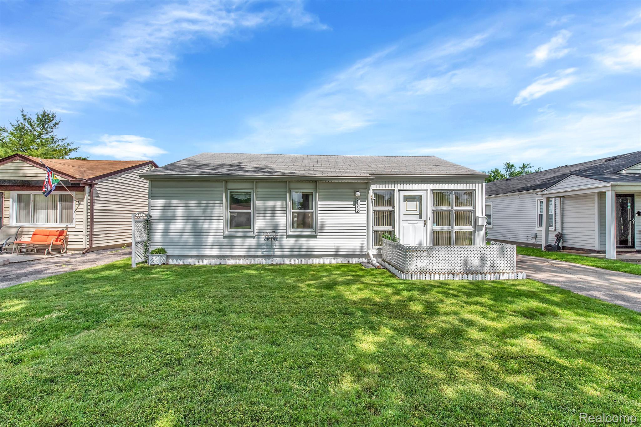 25530 Rosenbusch Boulevard Warren, MI 48089 - Photo 1 of 25 Gallery Image 1