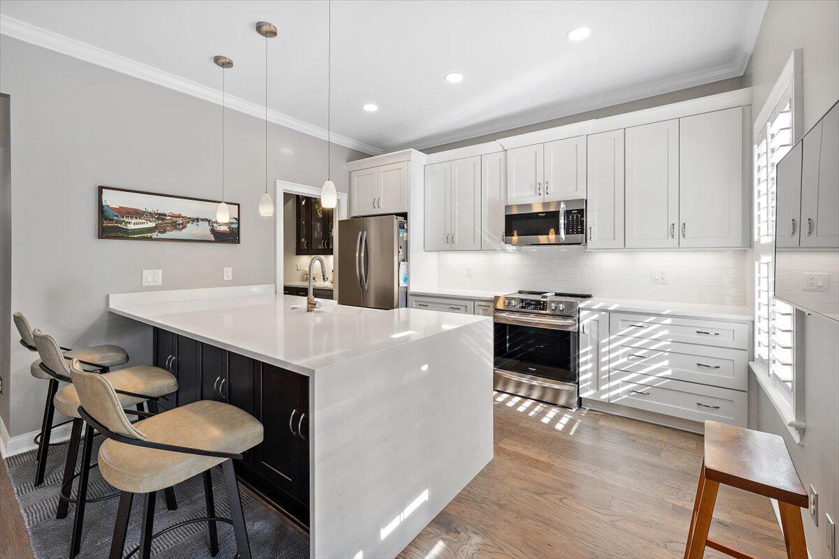 812 Natchez Circle Mount Pleasant, SC 29464 - Photo 2 of 36 11-BN0A8539