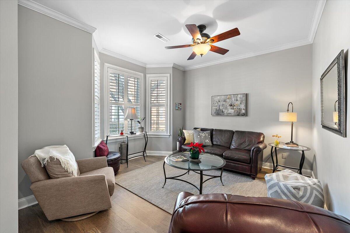 812 Natchez Circle Mount Pleasant, SC 29464 - Photo 4 of 36 06-BN0A8524