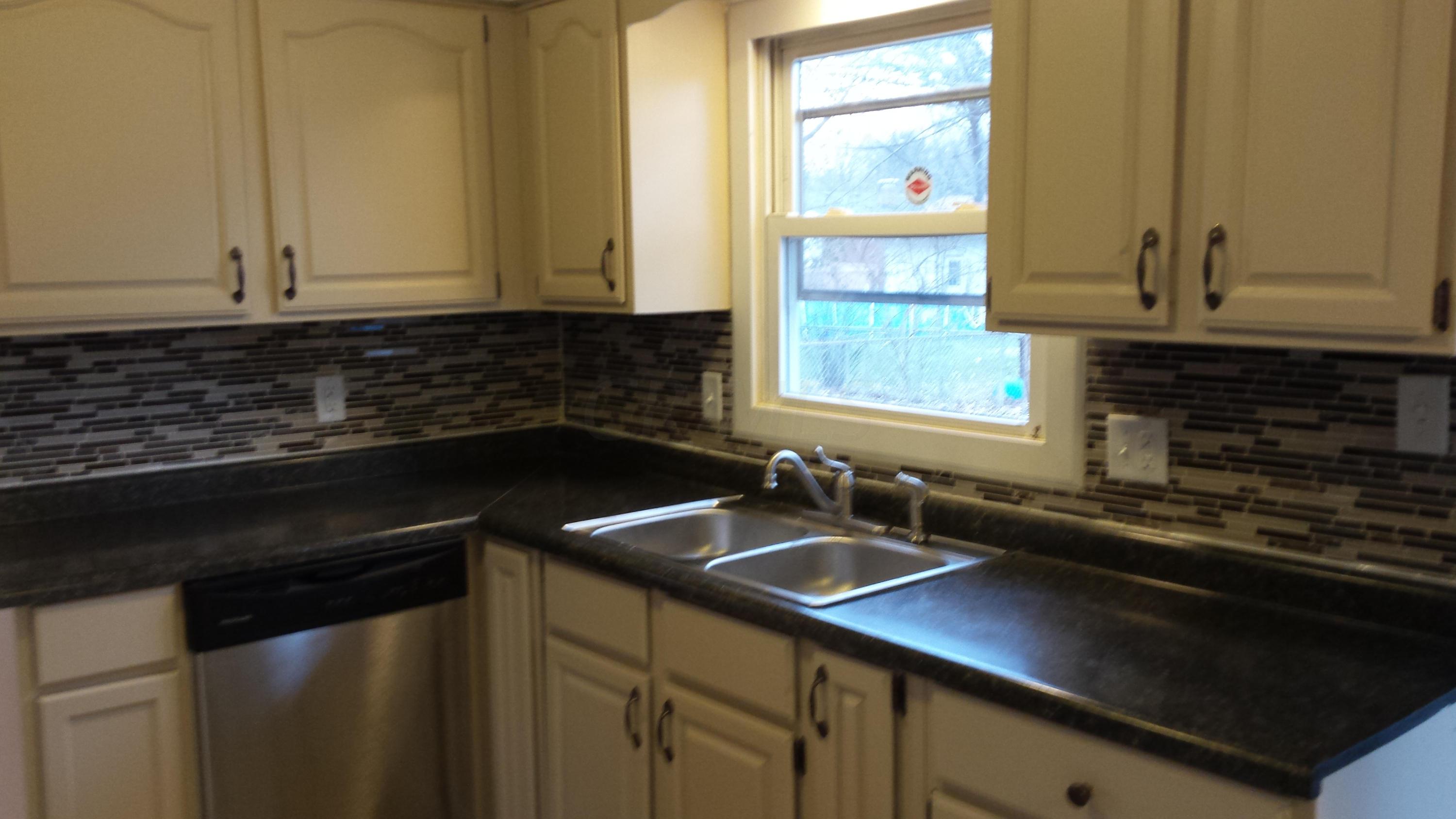 1419 Lonsdale Road Columbus, OH 43232 - Photo 4 of 6 Gallery Image 4