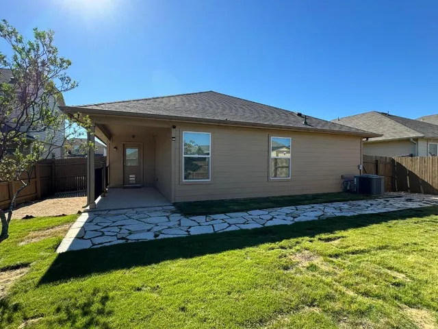 $1,900 | 11736 Carbrook Road, Manor, TX 78653