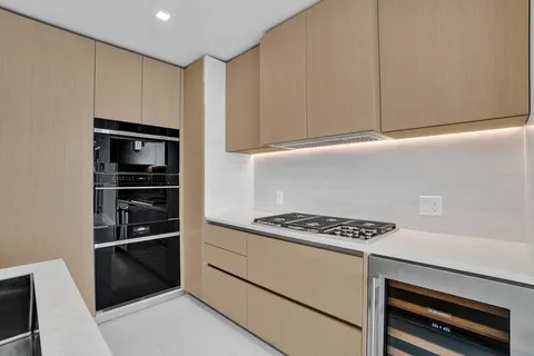 $2,650,000 | 900 North Ocean Boulevard, Unit 1405, Pompano Beach, FL 33062