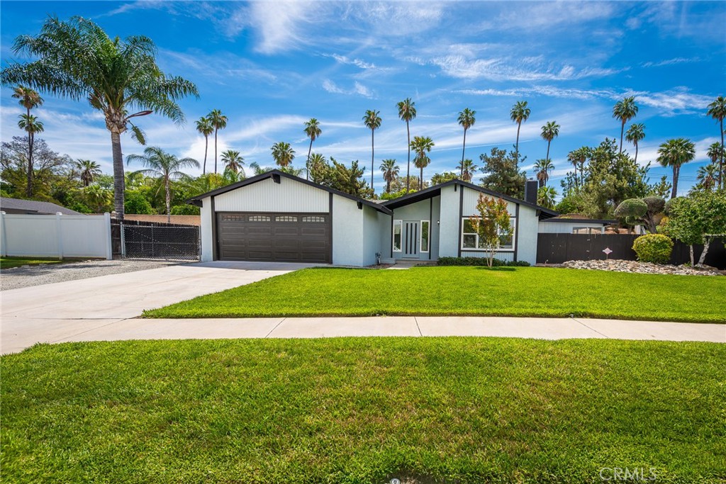 6414 Foster Drive Riverside, CA 92506 - Photo 11 of 46