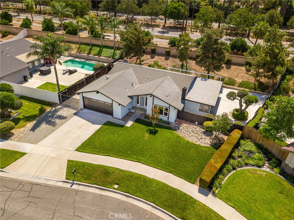 6414 Foster Drive Riverside, CA 92506 - Photo 17 of 46