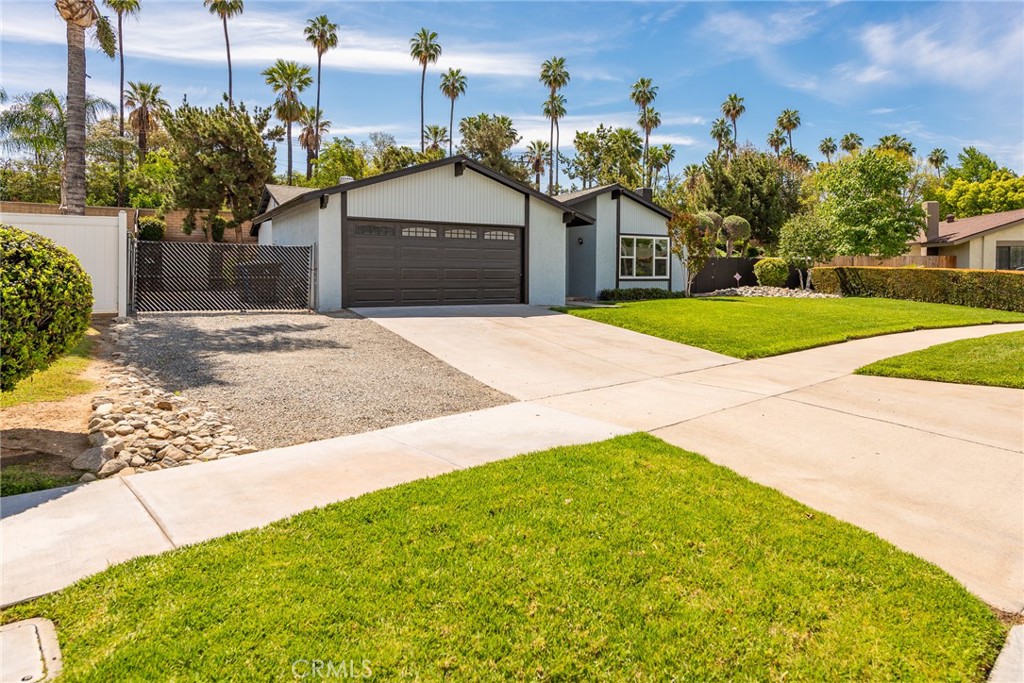 6414 Foster Drive Riverside, CA 92506 - Photo 2 of 46