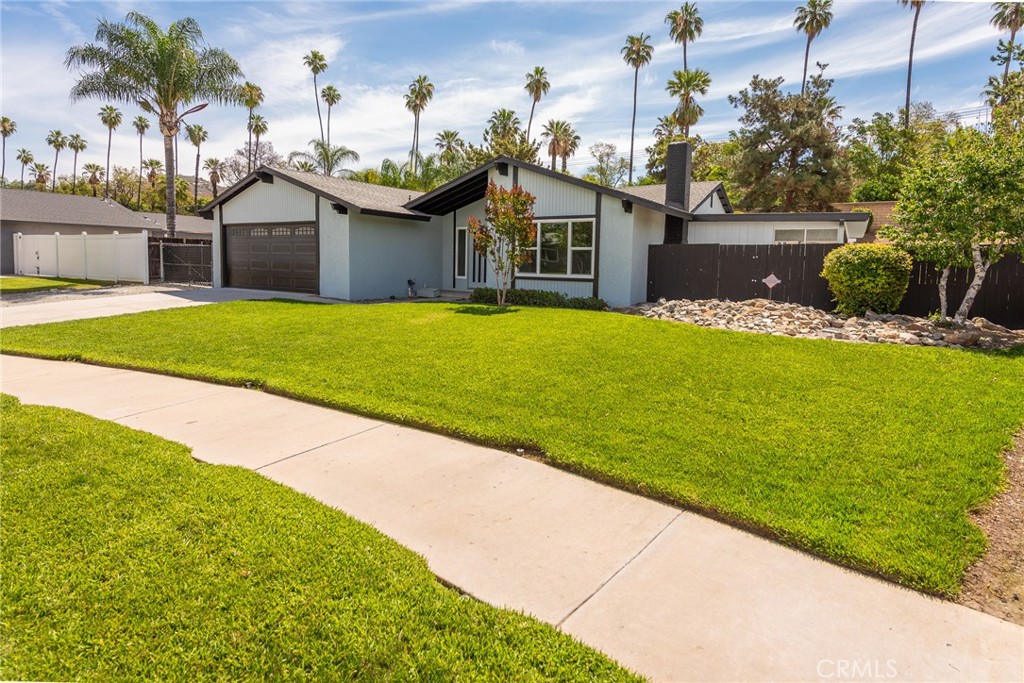 6414 Foster Drive Riverside, CA 92506 - Photo 3 of 46