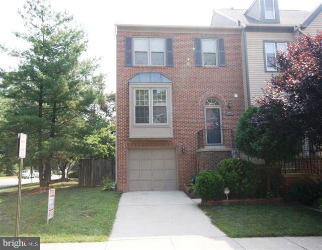 6355 English Ivy Way Springfield, VA 22152 - Photo 18 of 18 Exterior (Front)