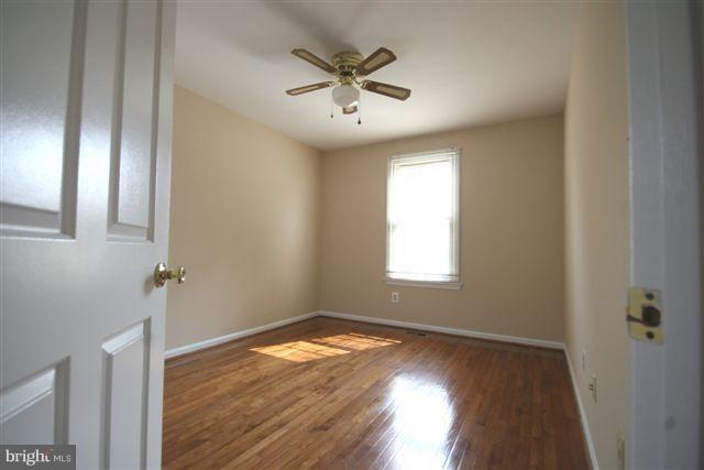 6355 English Ivy Way Springfield, VA 22152 - Photo 10 of 18 Bedroom