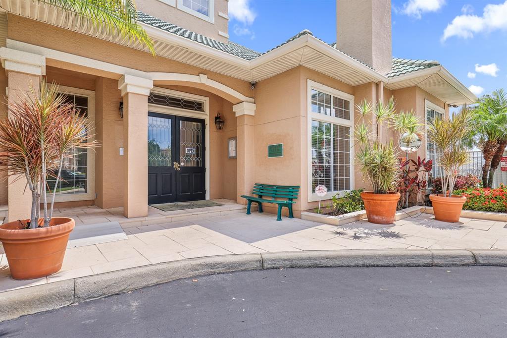 5302 Bay Club Circle Tampa, FL 33607 - Photo 23 of 43