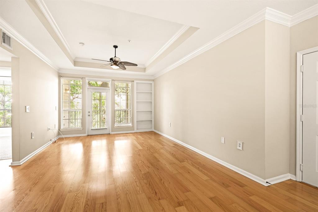 5302 Bay Club Circle Tampa, FL 33607 - Photo 5 of 43