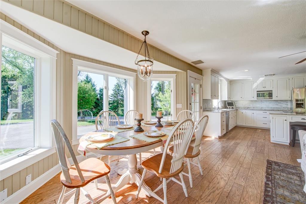 2002 Henry Road Sewickley Hills, PA 15143 - Photo 8 of 24 Bright eat-in kitchen