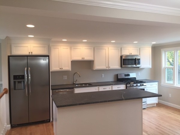 56 Temple Road Waltham, MA 02452 - Photo 6 of 29 Gallery Image 6