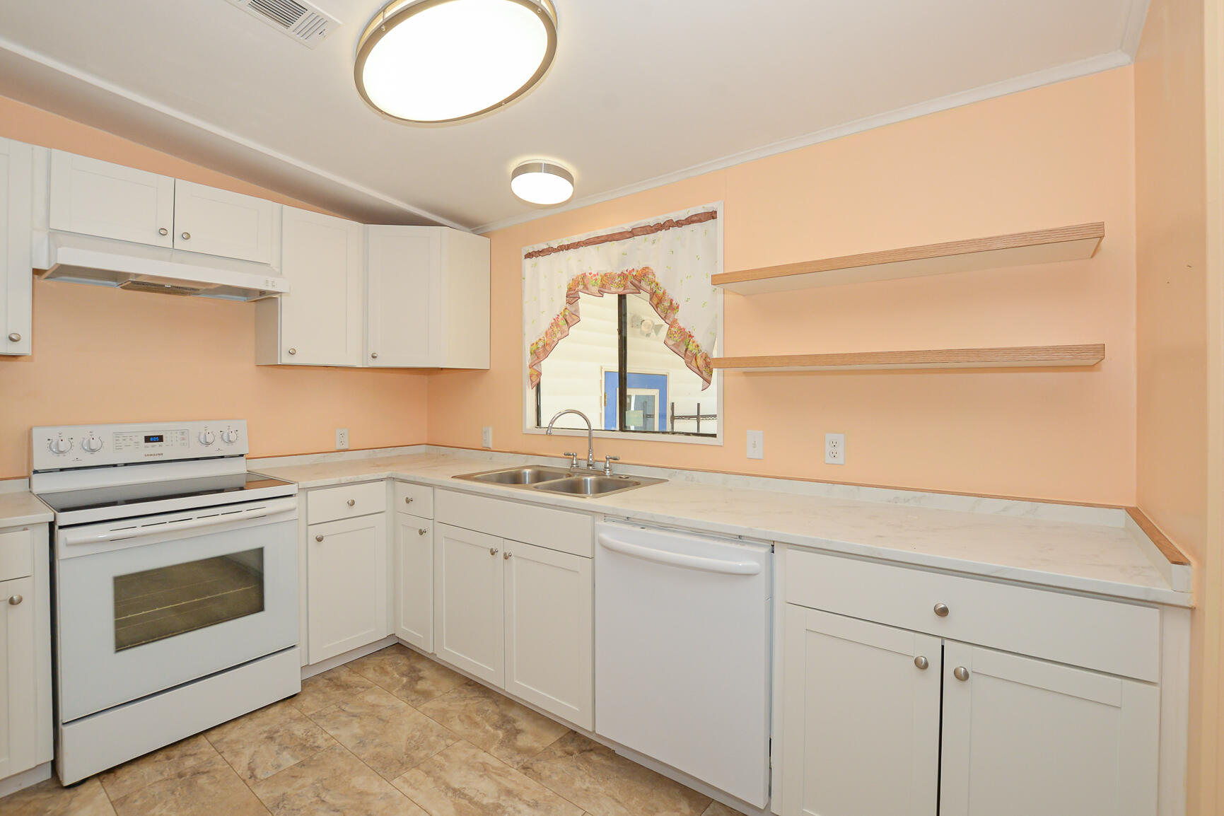 522 Hemingway Terrace Fort Pierce, FL 34982 - Photo 14 of 53 LR-0941