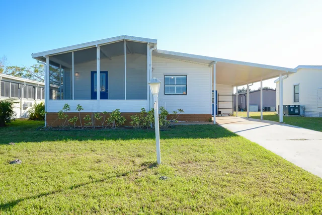 $104,900 | 522 Hemingway Terrace, Fort Pierce, FL 34982