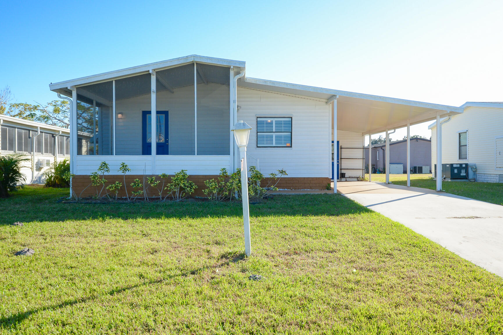 522 Hemingway Terrace Fort Pierce, FL 34982 - Photo 4 of 53 LR-0900