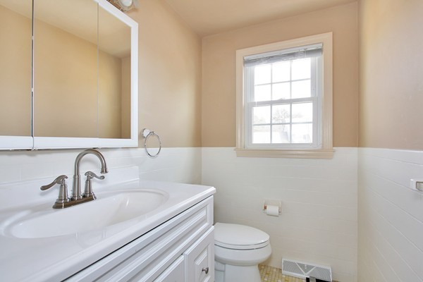 29 Wilson Road Northborough, MA 01532 - Photo 17 of 27 Gallery Image 17