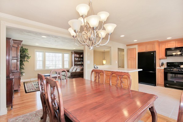 29 Wilson Road Northborough, MA 01532 - Photo 10 of 27 Gallery Image 10
