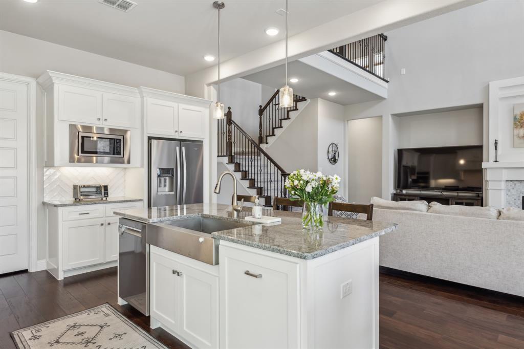 2160 Tumblegrass Road Frisco, TX 75033 - Photo 11 of 39