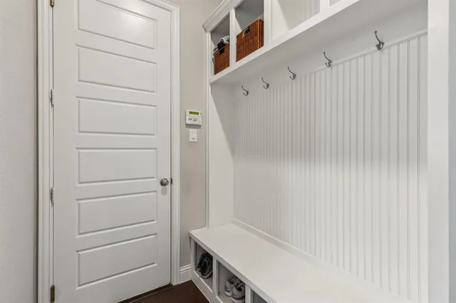 a view of walk in closet