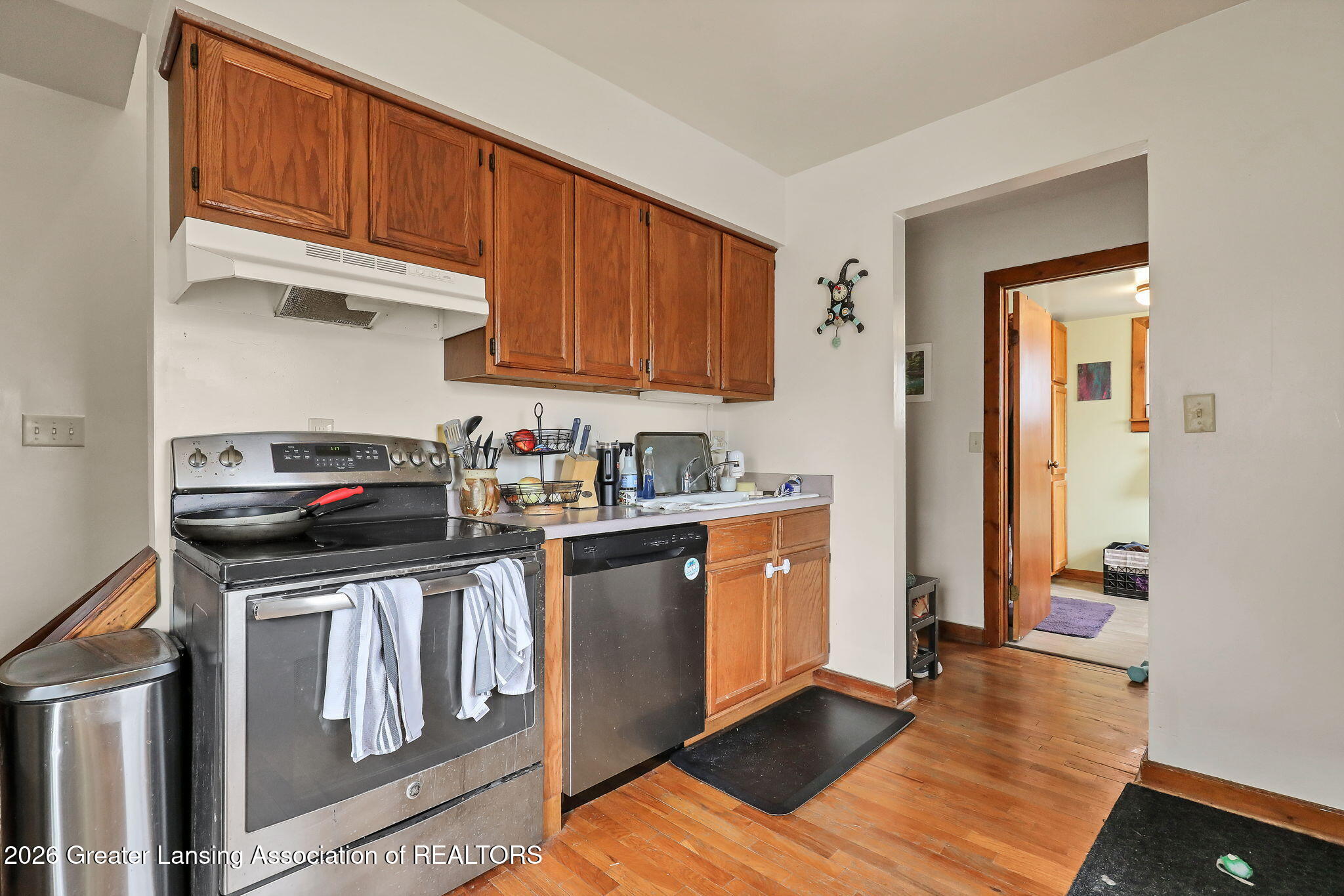 529 Cherry Street Lansing, MI 48933 - Photo 17 of 27 18-web-or-mls-9I3A9890