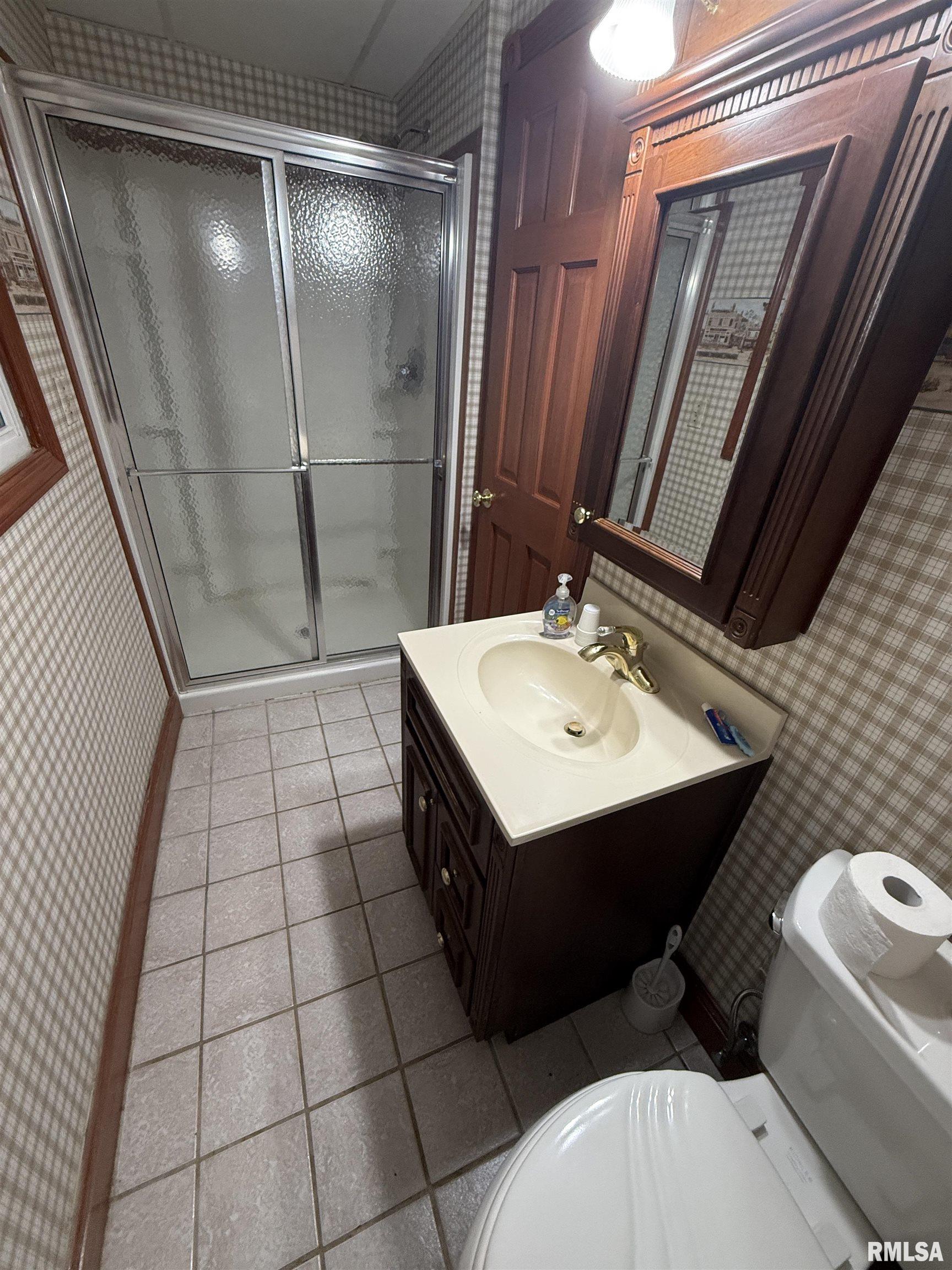 1533 Hickory Point Road Metamora, IL 61548 - Photo 9 of 22