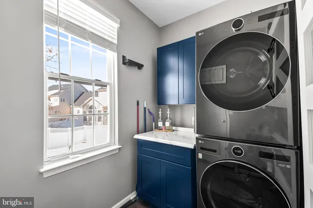 $565,000 | 10571 Sourwood Avenue, Waldorf, MD 20603