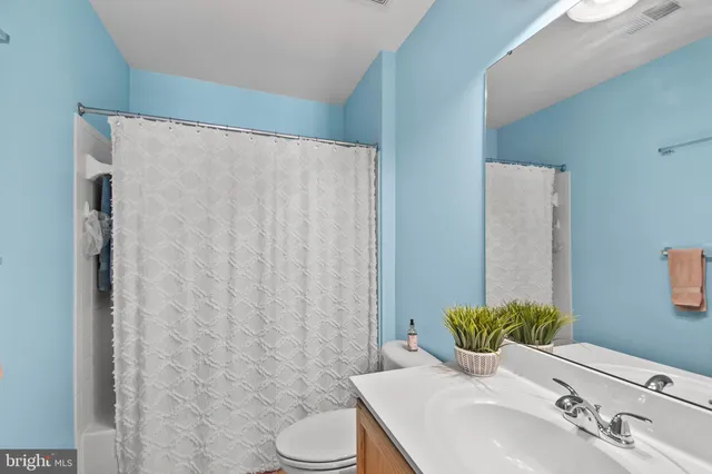 $565,000 | 10571 Sourwood Avenue, Waldorf, MD 20603