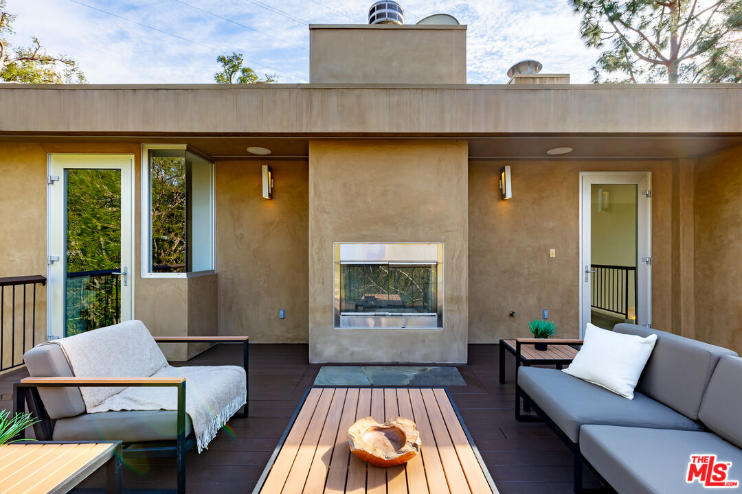 3114 Streamview Lane Studio City, CA 91604 - Photo 39 of 75