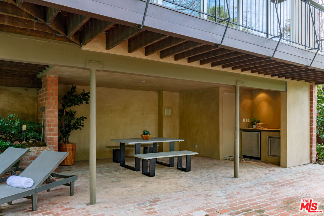 3114 Streamview Lane Studio City, CA 91604 - Photo 48 of 75