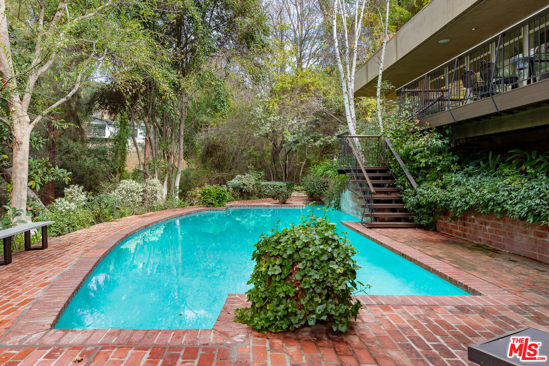 3114 Streamview Lane Studio City, CA 91604 - Photo 52 of 75