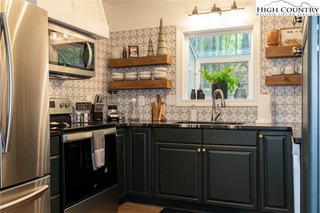 $439,900 | 216 Saddle Lane, Deep Gap, NC 28618