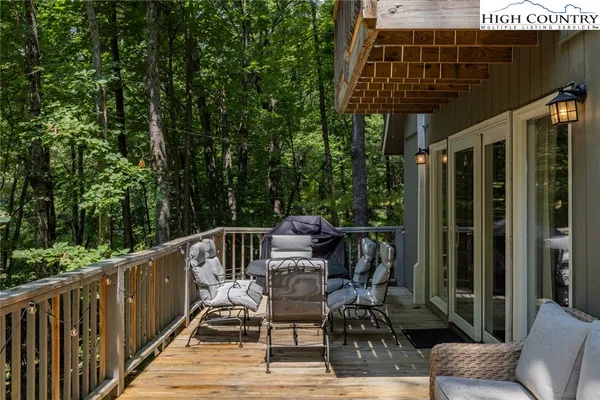 $425,000 | 216 Saddle Lane, Deep Gap, NC 28618