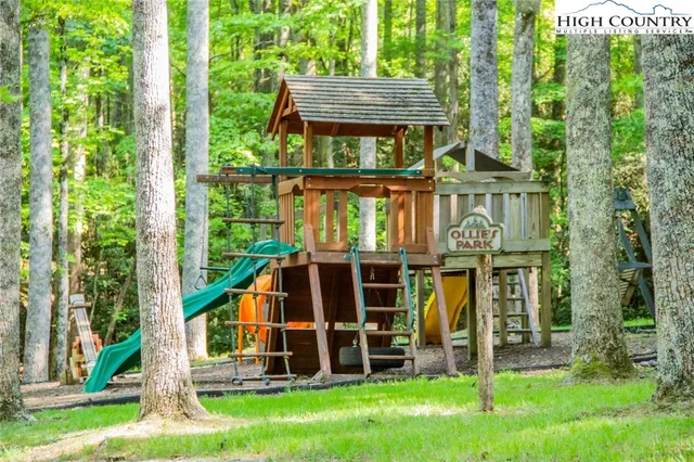 $439,900 | 216 Saddle Lane, Deep Gap, NC 28618