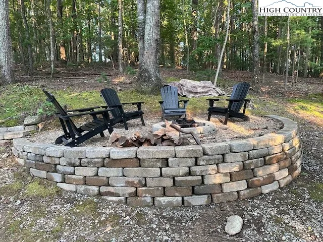 $439,900 | 216 Saddle Lane, Deep Gap, NC 28618